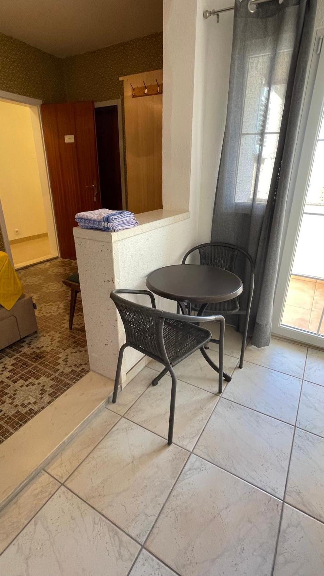 Apartmani Slavonija Orebic Bilik gambar